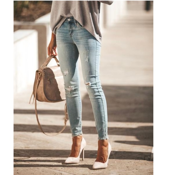 SKYLA Light Wash Distressed Skinny Jeans - Picture 6 of 6
